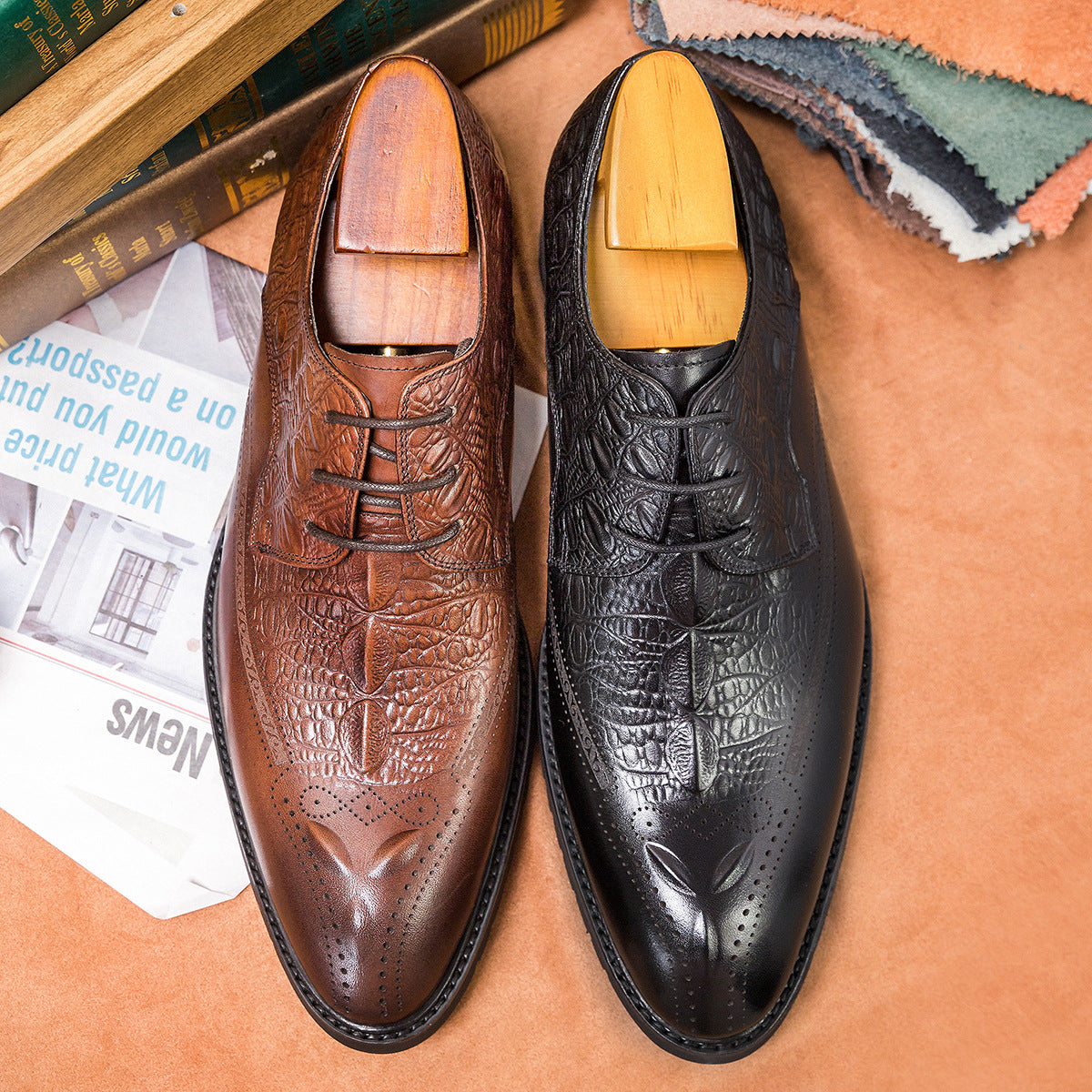 Men's Carving Brogue Business Cowhide Fashion Casual Shoes