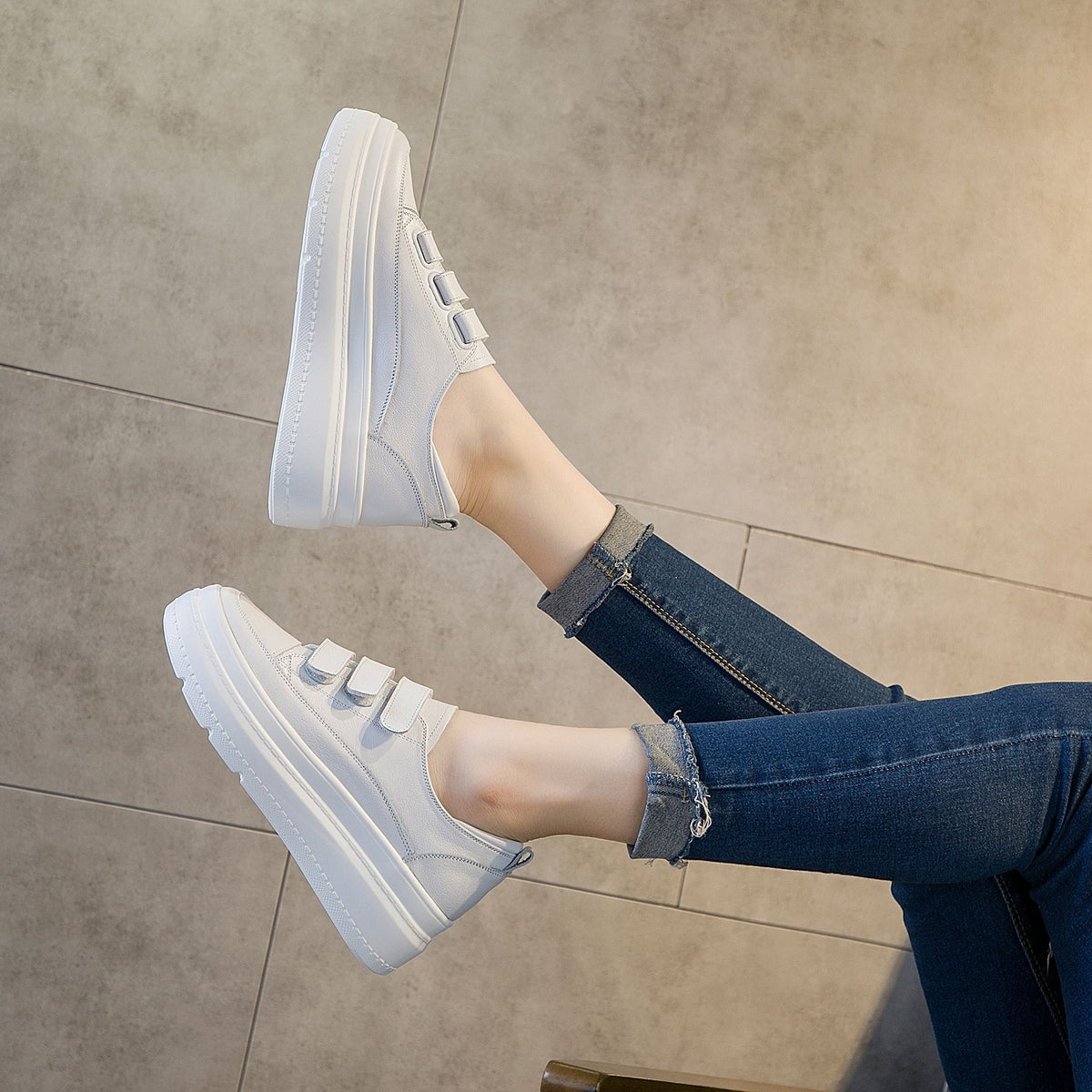 Women's Velcro White Korean Style Comfortable Height Women's Casual Shoes