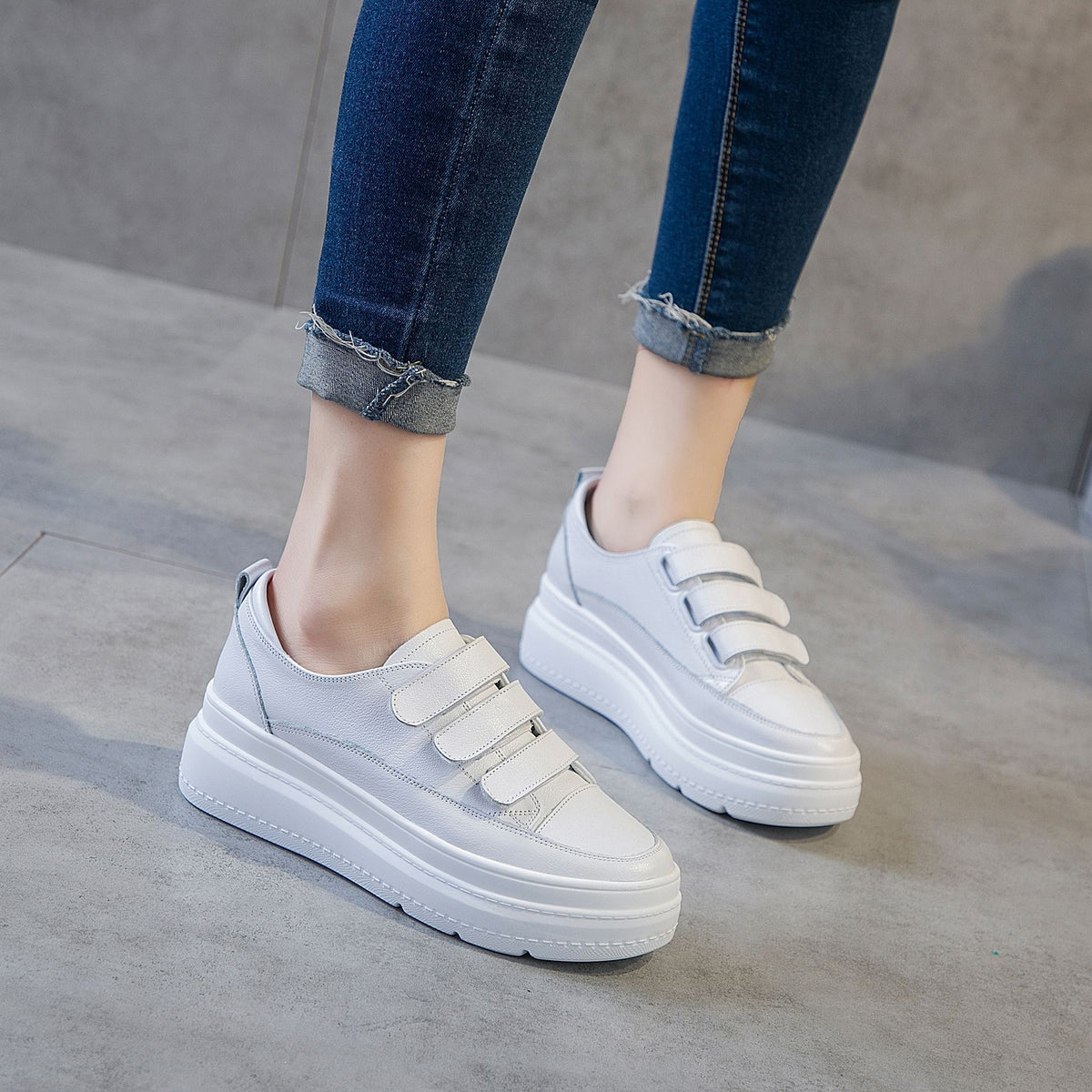 Women's Velcro White Korean Style Comfortable Height Women's Casual Shoes