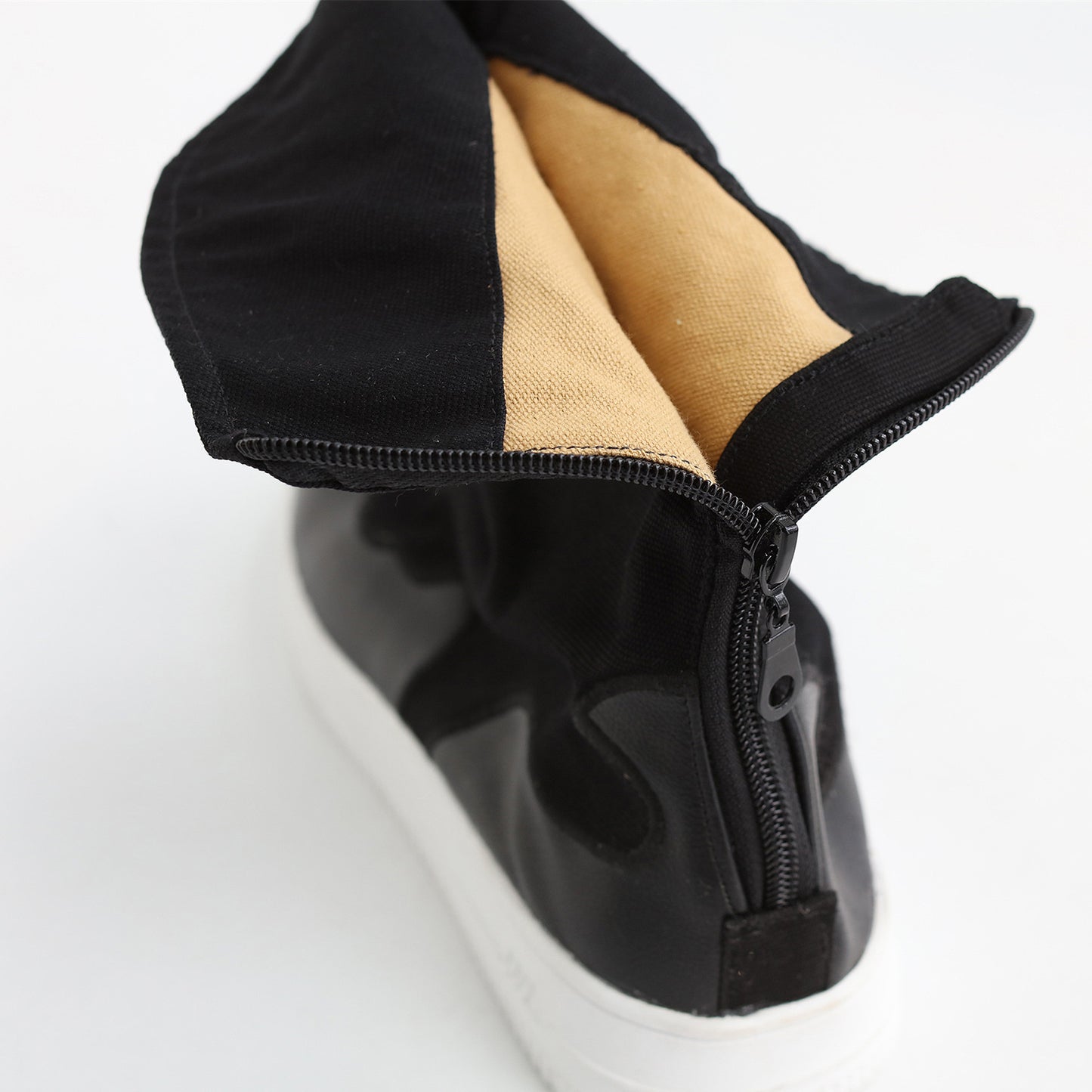 Men's Chinese Artistic Style Embroidered Short Cloth Boots