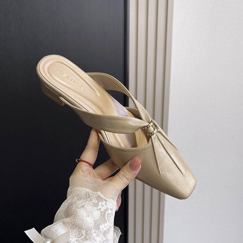 Women's Toe Textured Lambskin Pleated Closed Chunky Half Heels