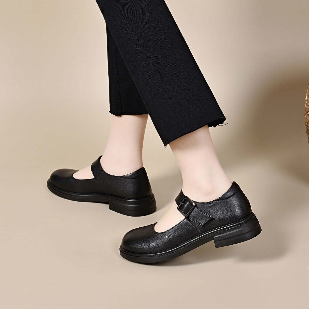 Women's Jane First Layer Cowhide Buckle Low-cut Loafers