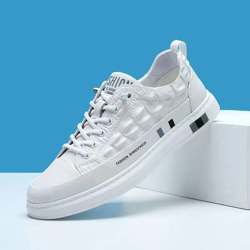 Men's Pattern Breathable Round Toe Sports Versatile Board Rubber Sole Raise Men's Shoes