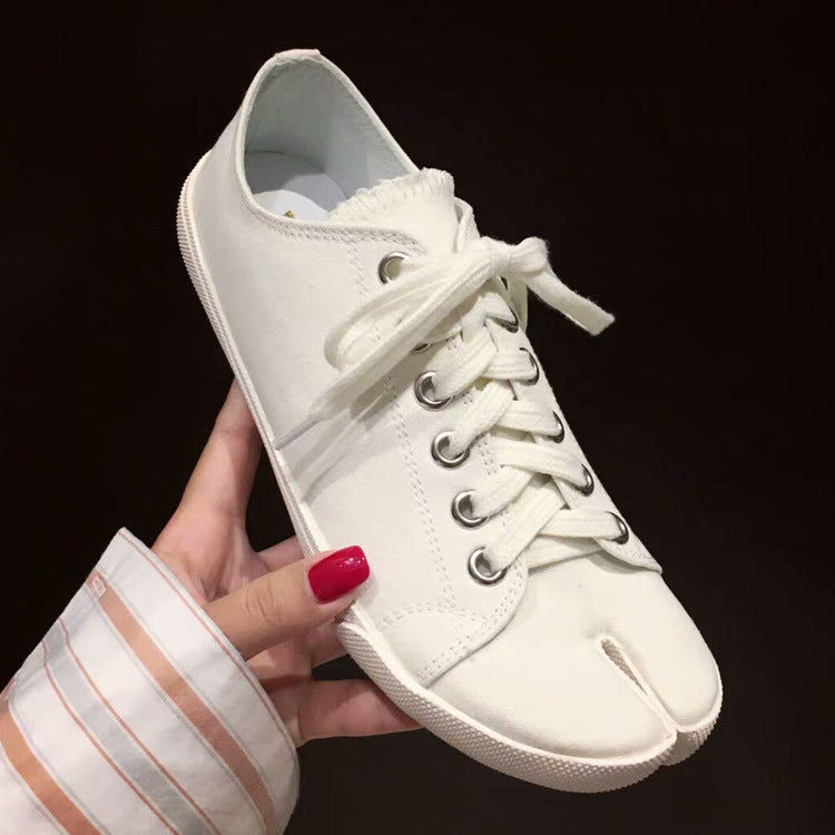 Ink Female Slip-on Trotter Horseshoe Split Toes Canvas Shoes
