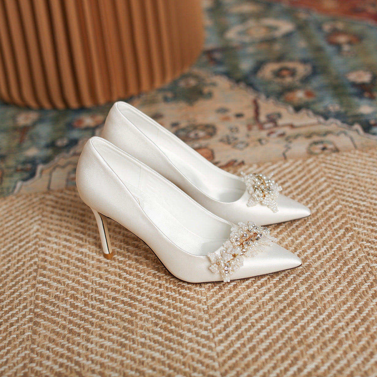 Women's Spring Temperament Pointed Toe High Stiletto Pearl Flower Women's Shoes