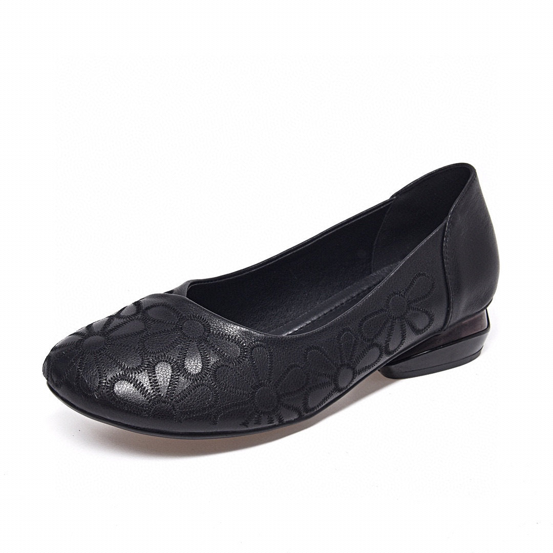 Women's Pumps Embroidered Low Flats First Layer Loafers