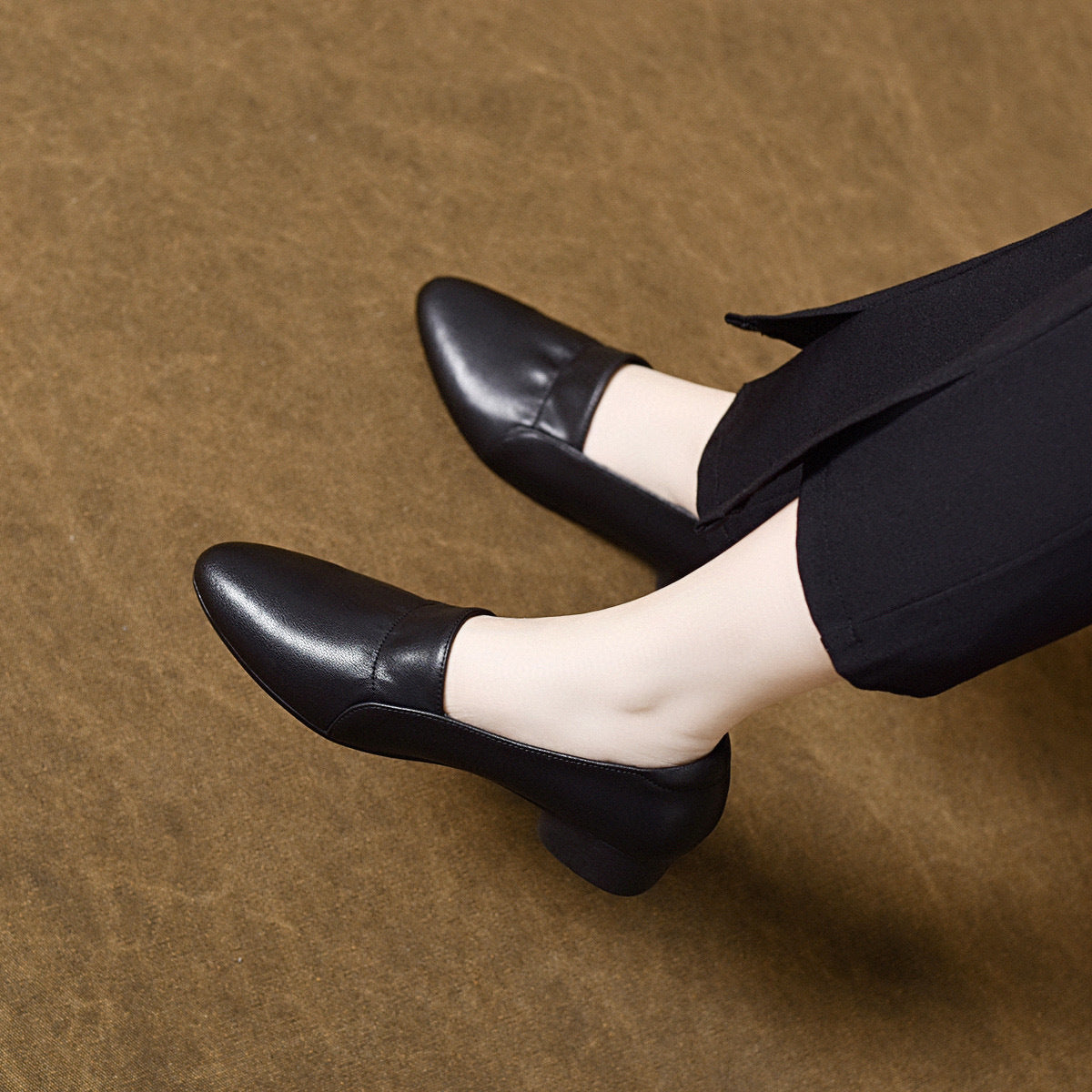 Women's Pointed Toe Spring Low Mouth Ruffles Loafers