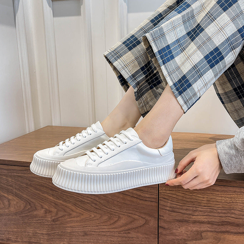 Women's Classic Style Breathable Soft Bottom Flat Thick Muffin Biscuit Women's Casual Shoes