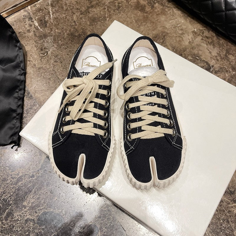 Women's Horseshoe Trotter Gear Bottom Board Canvas Shoes