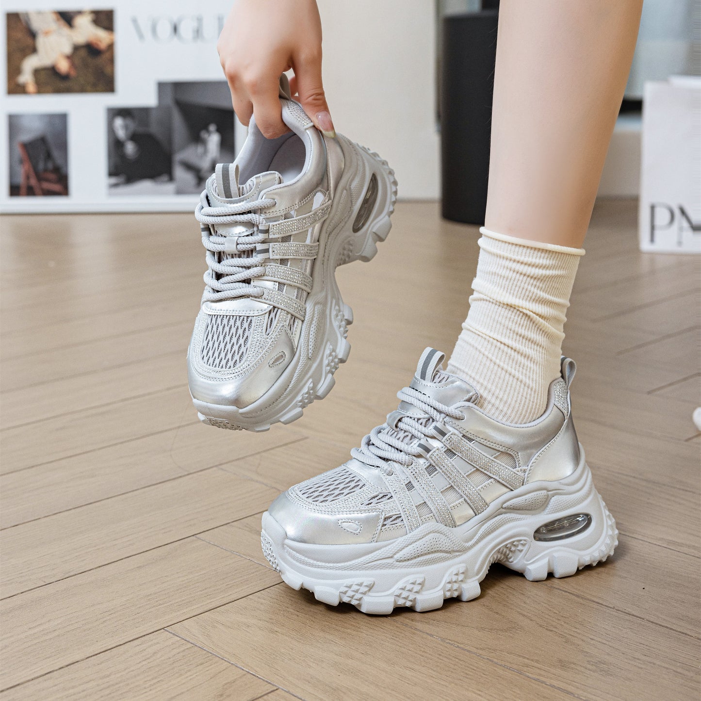 Women's Dad Summer Rhinestone Mesh Surface Hollowed Breathable Versatile Casual Shoes