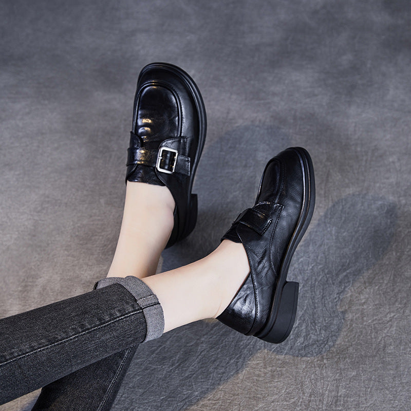 Women's Sheepskin Hand-held Spring Retro Buckle Commuter Leather Shoes