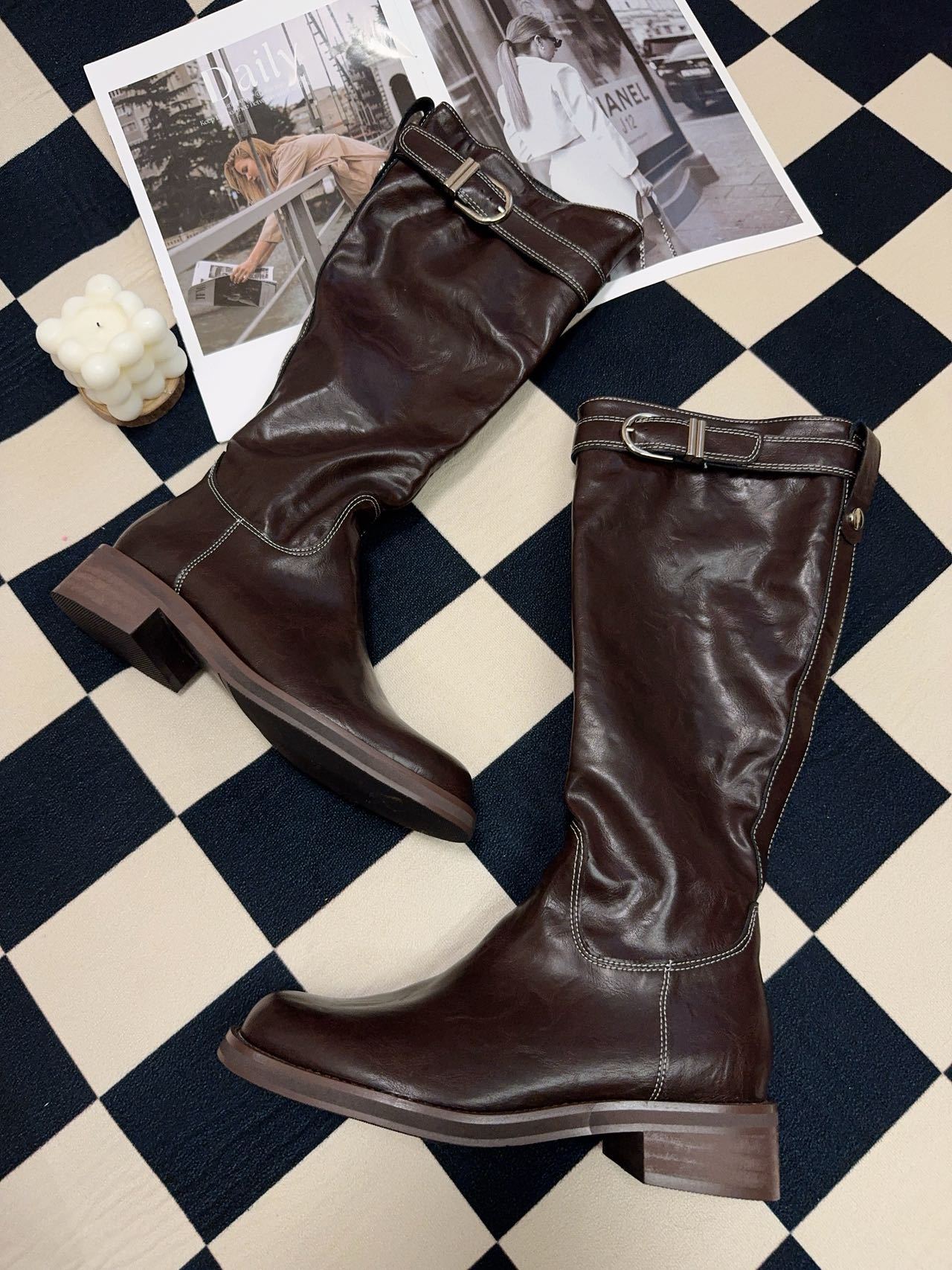 Women's Slimming Chunky Belt Buckle Knight Pleated Boots