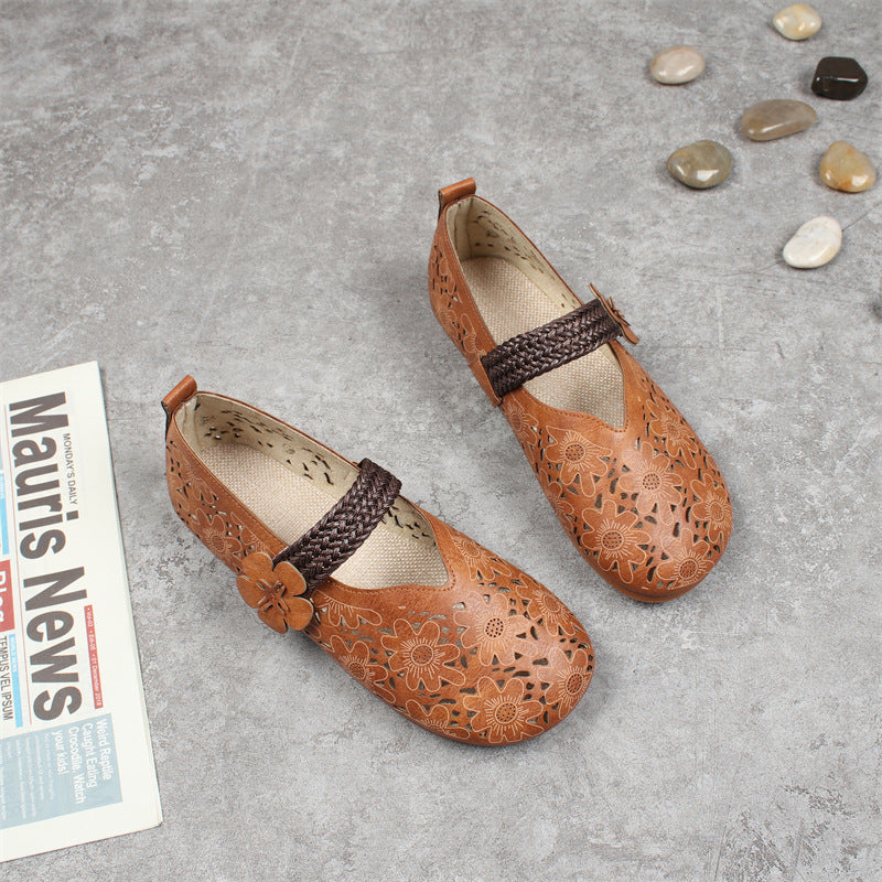 Women's Artistic Retro Flat Round Toe Hole Sandals