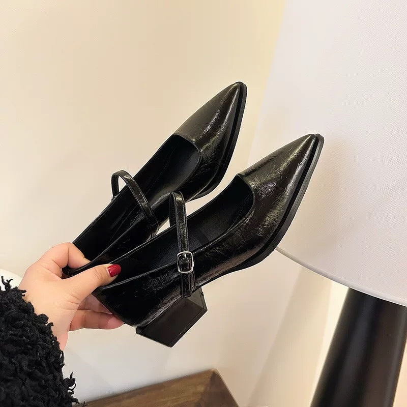Vintage Style One Word Buckled Chunky Mary Jane Female Heels