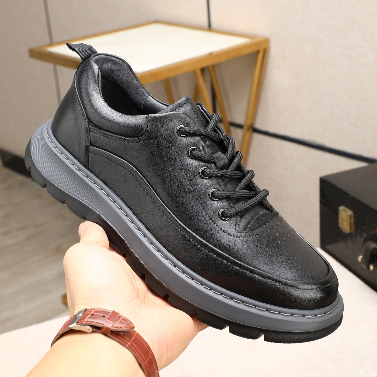Men's Spring First Layer Cowhide Breathable Lightweight Solid Platform Soft Surface Men's Board Shoes