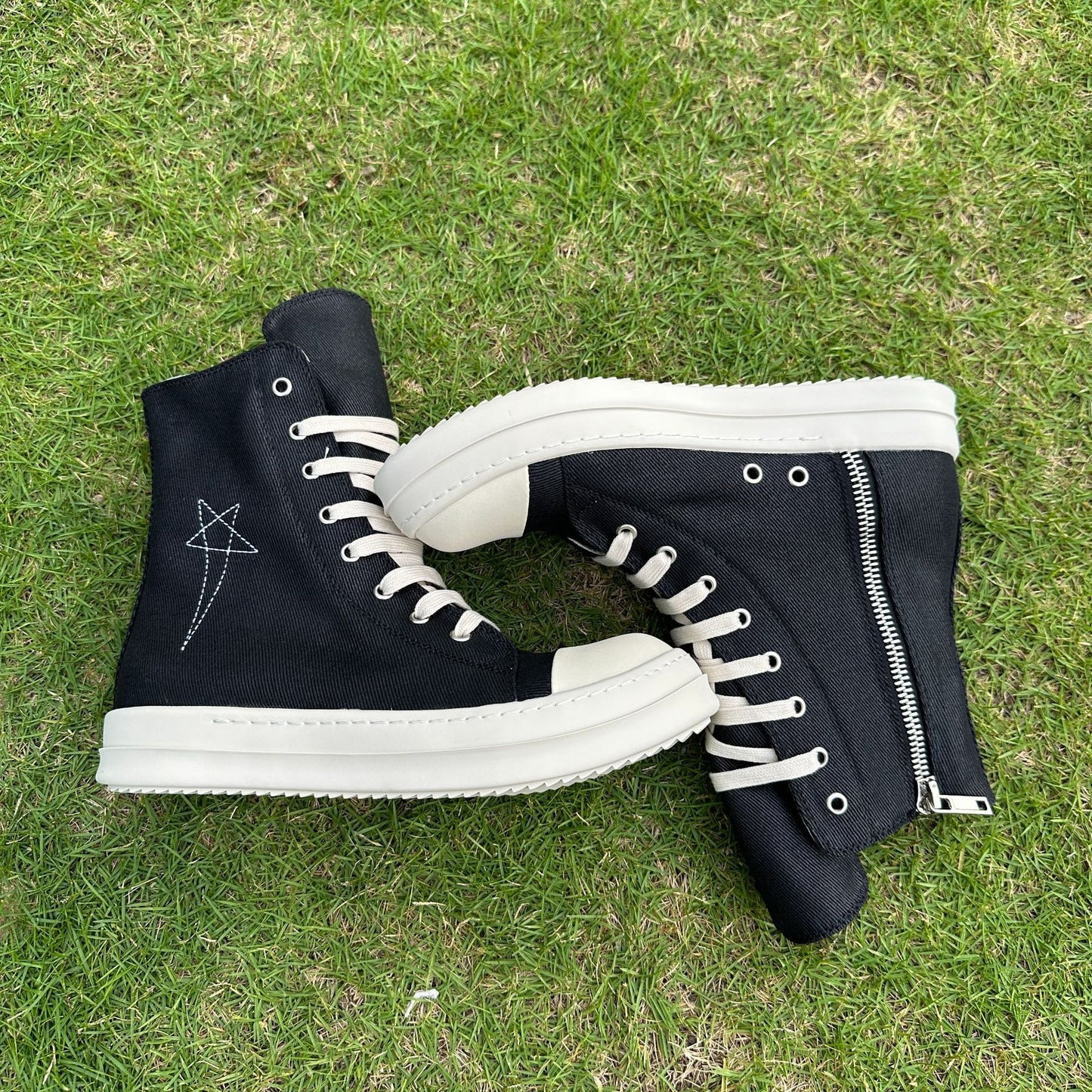 Women's & Men's Breathable Five-pointed Star Embroidered Versatile Couple Canvas Shoes