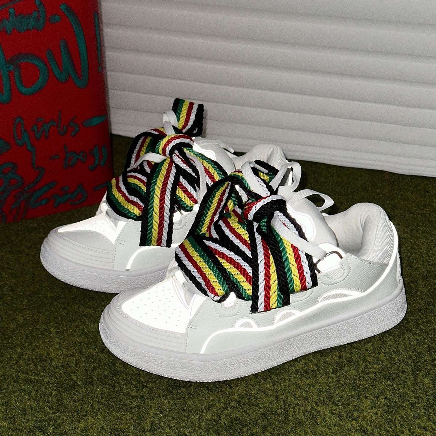Customized Reflective Bread Rubber Sole Latex Casual Shoes