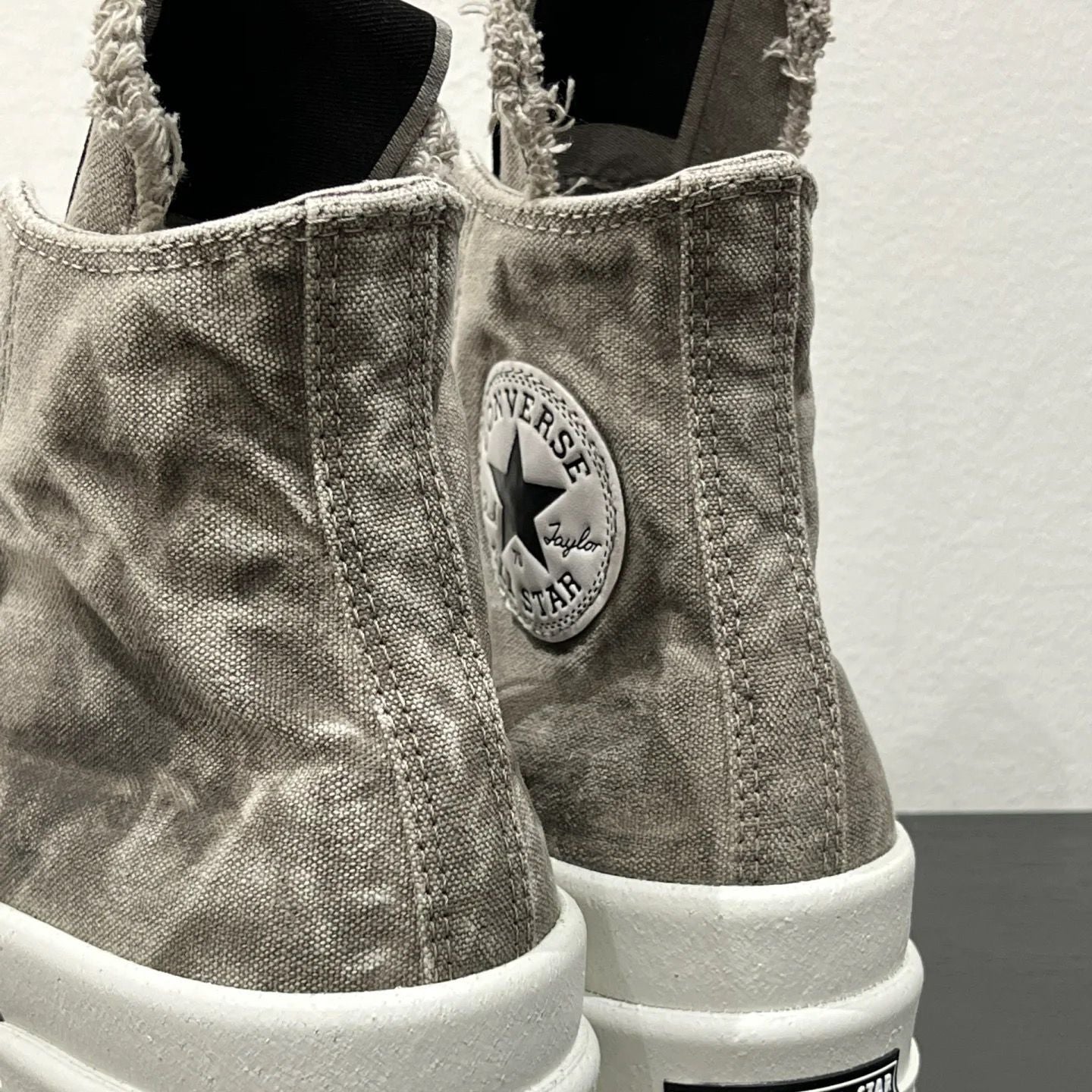 Version National Fashion Couple Washed Denim Canvas Shoes
