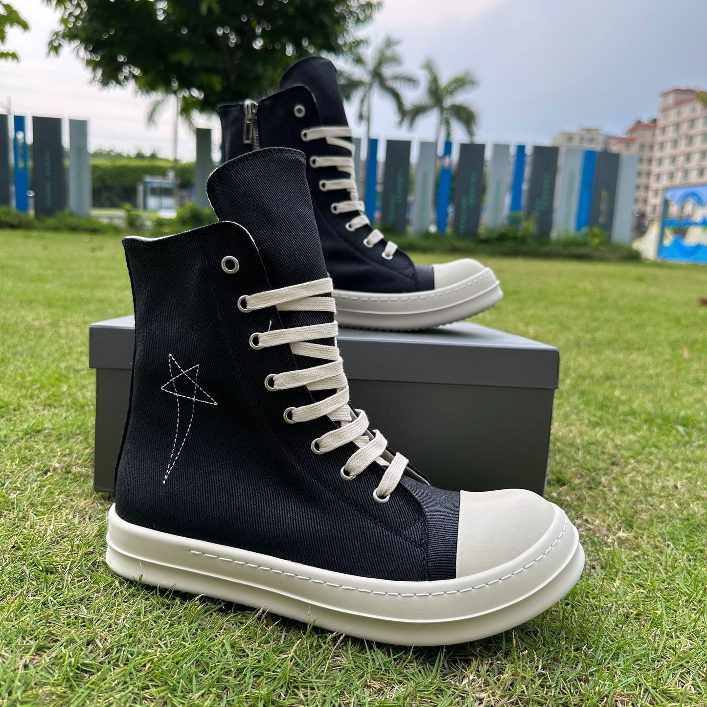 Women's & Men's Breathable Five-pointed Star Embroidered Versatile Couple Canvas Shoes