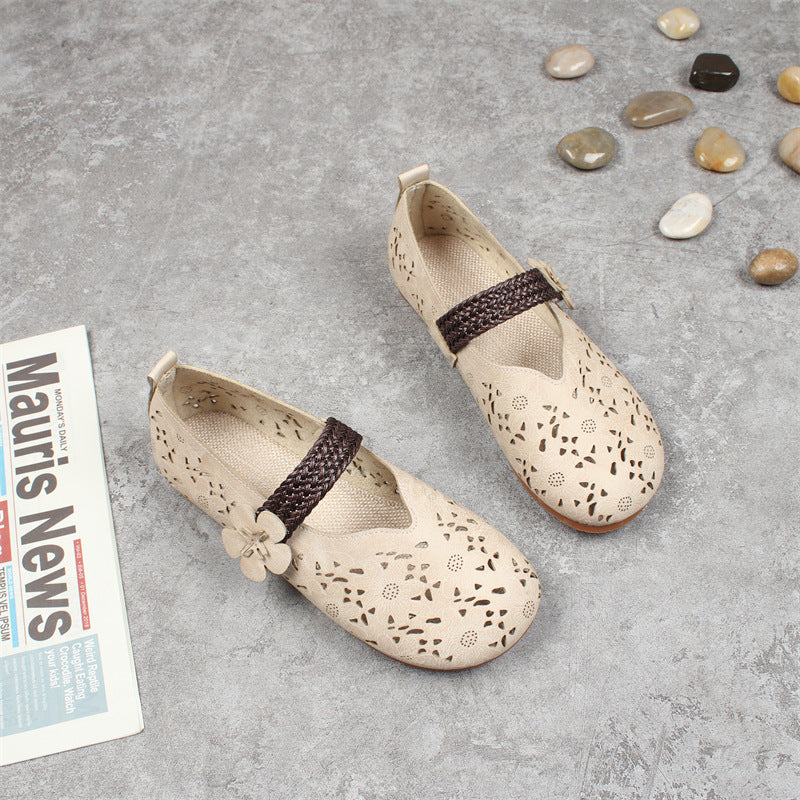 Women's Artistic Retro Flat Round Toe Hole Sandals