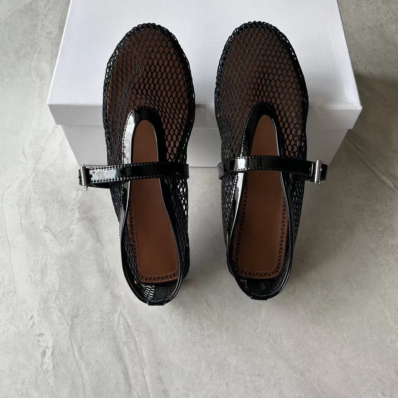 Mesh Buckle Ballet Round Toe Flat Sneakers