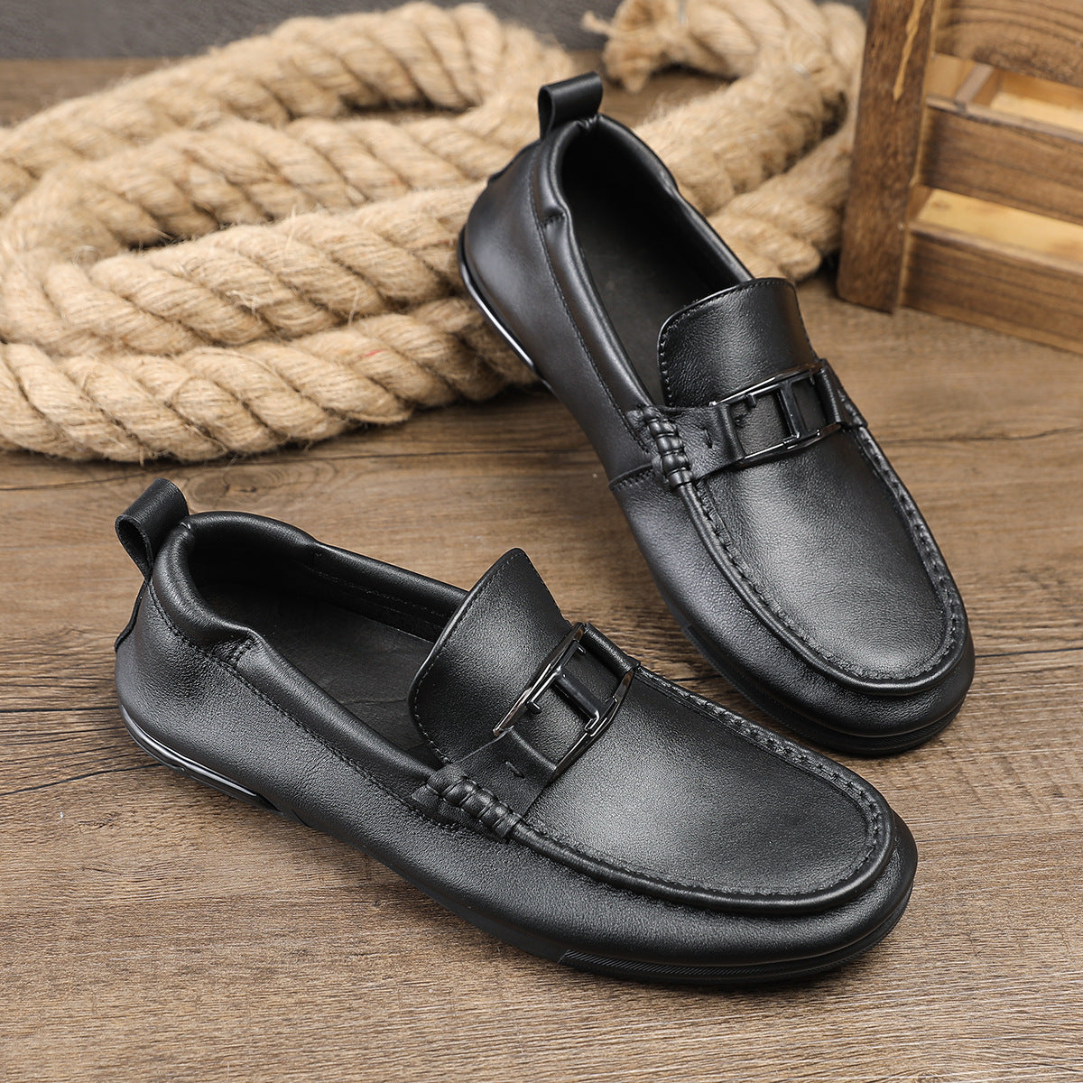 Men's Summer Fashionable Simple Flat Layer Cowhide Soft Loafers