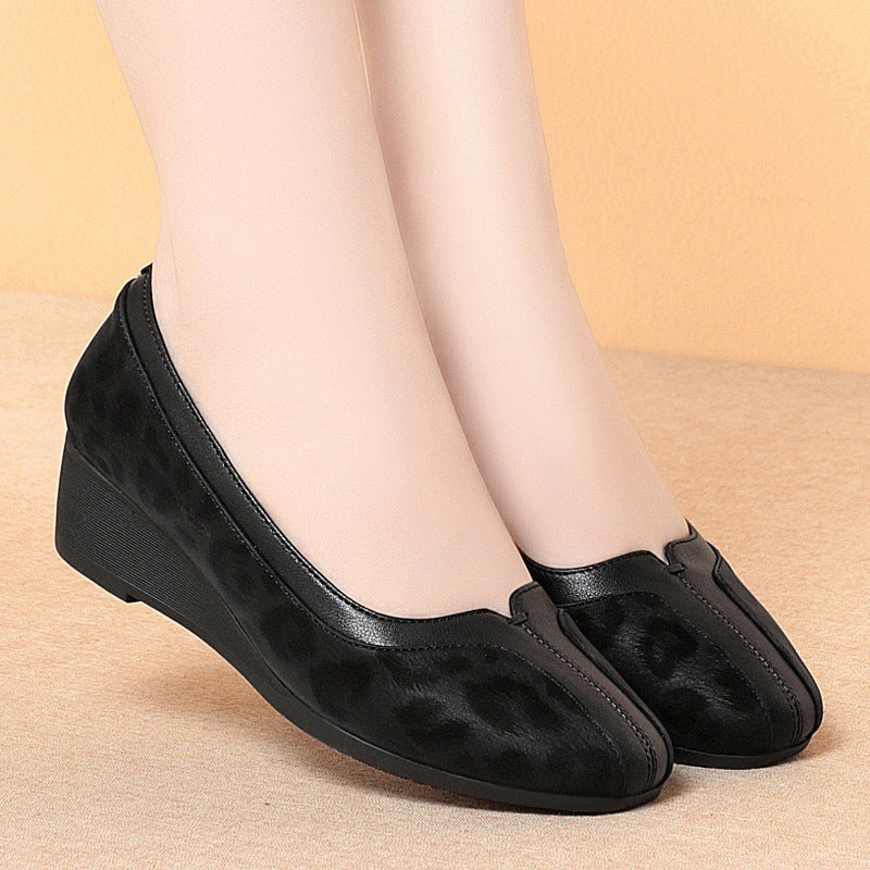 Women's Versatile Single-layer Round Toe Wedge Soft Not Tired Feet Women's Shoes