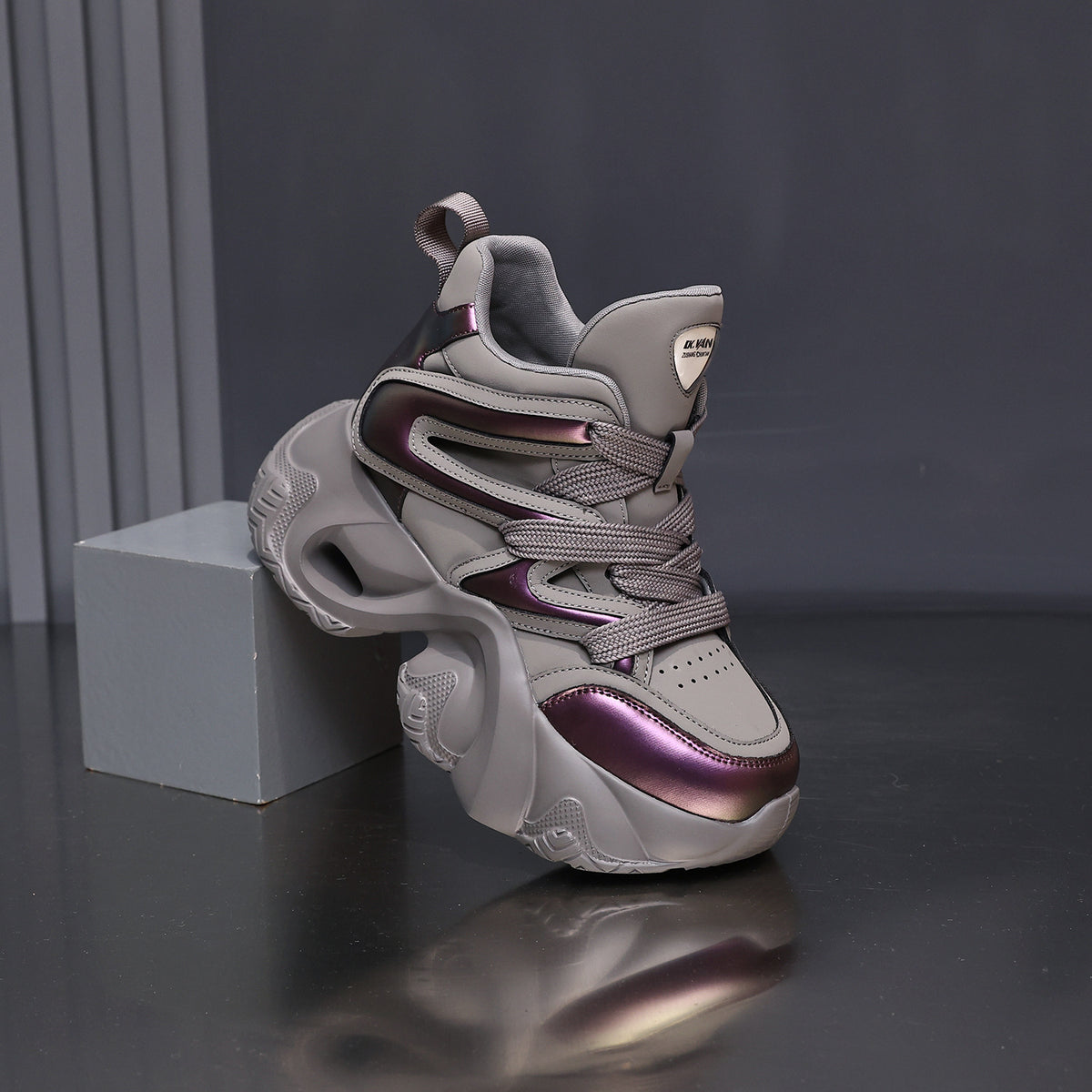 Women's Breathable Versatile Platform Height Increasing Skinny Long Men's Shoes