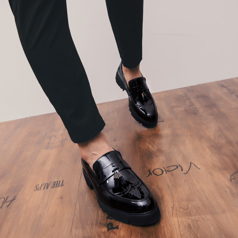 Korean Style British Trend Pointed Patent Glossy Casual Shoes
