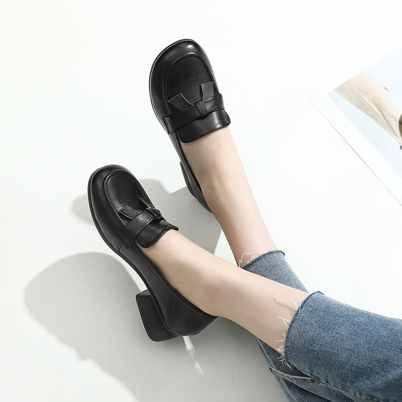 Women's Top Layer Cowhide Retro Style Large Size Thick Round Loafers