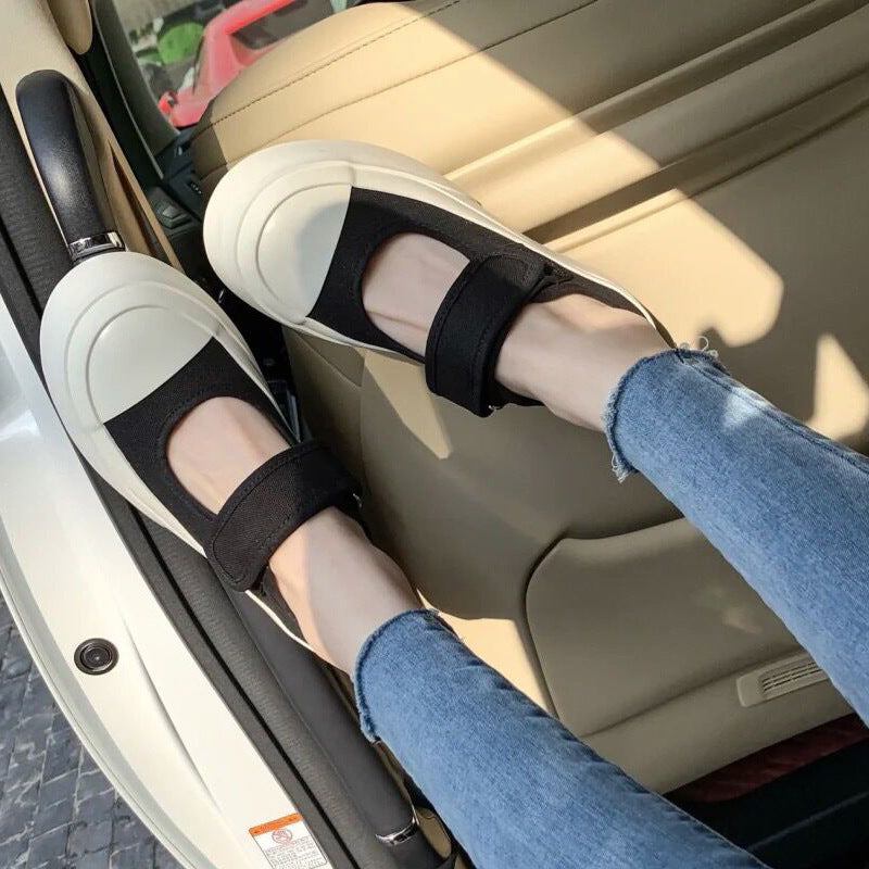 Women's Big Toe Strap Flat Magic Stick Canvas Shoes
