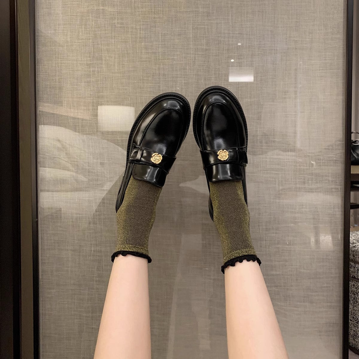 Women's Small Golden Button Platform Round Head Slip-on Chunky Loafers