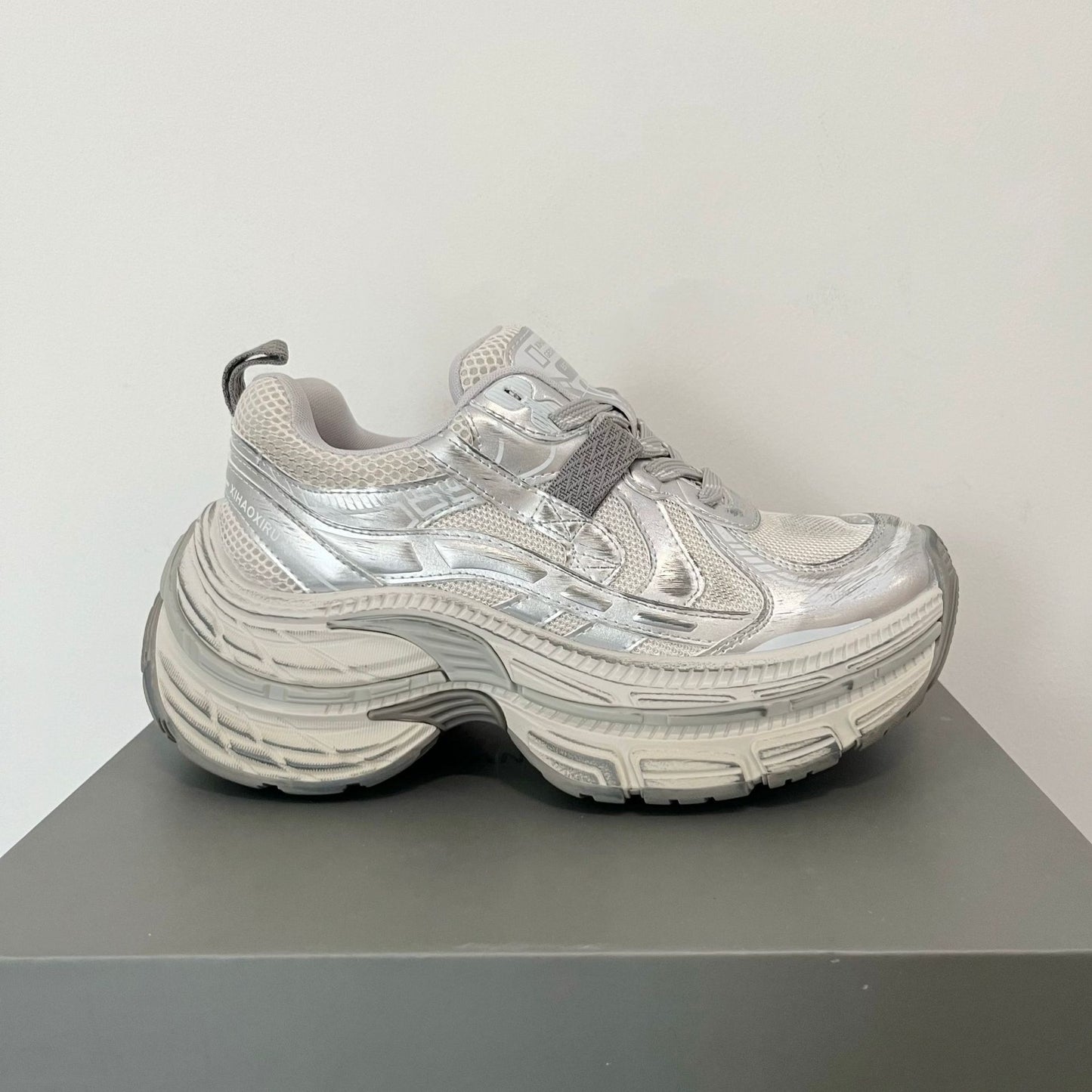 Women's Heightened Daddy Mesh Breathable Outdoor Leisure Sneakers