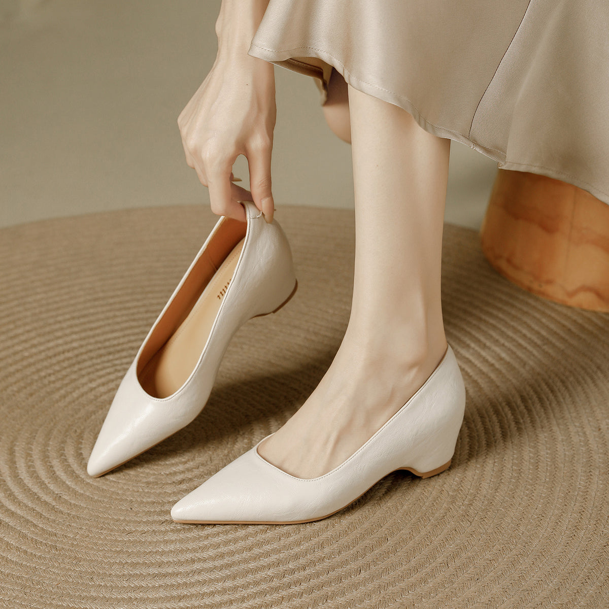 Women's Style Height Increasing Insole Lame Pumps Women's Fashion Shoes