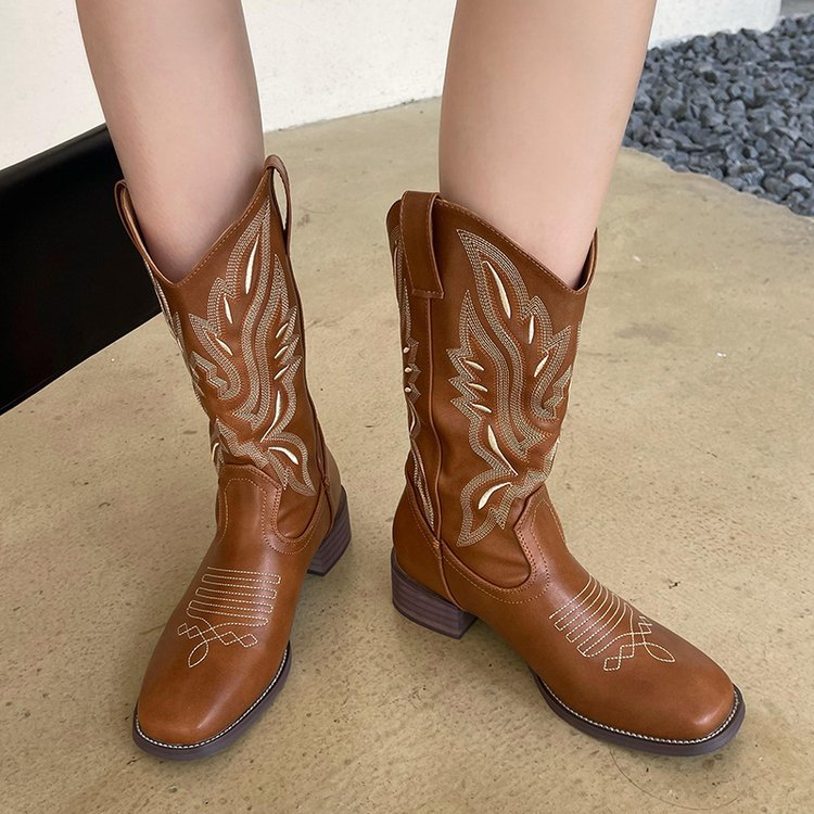 Women's Beautiful Western Cowboy Embroidery V Cut Knight Square Boots
