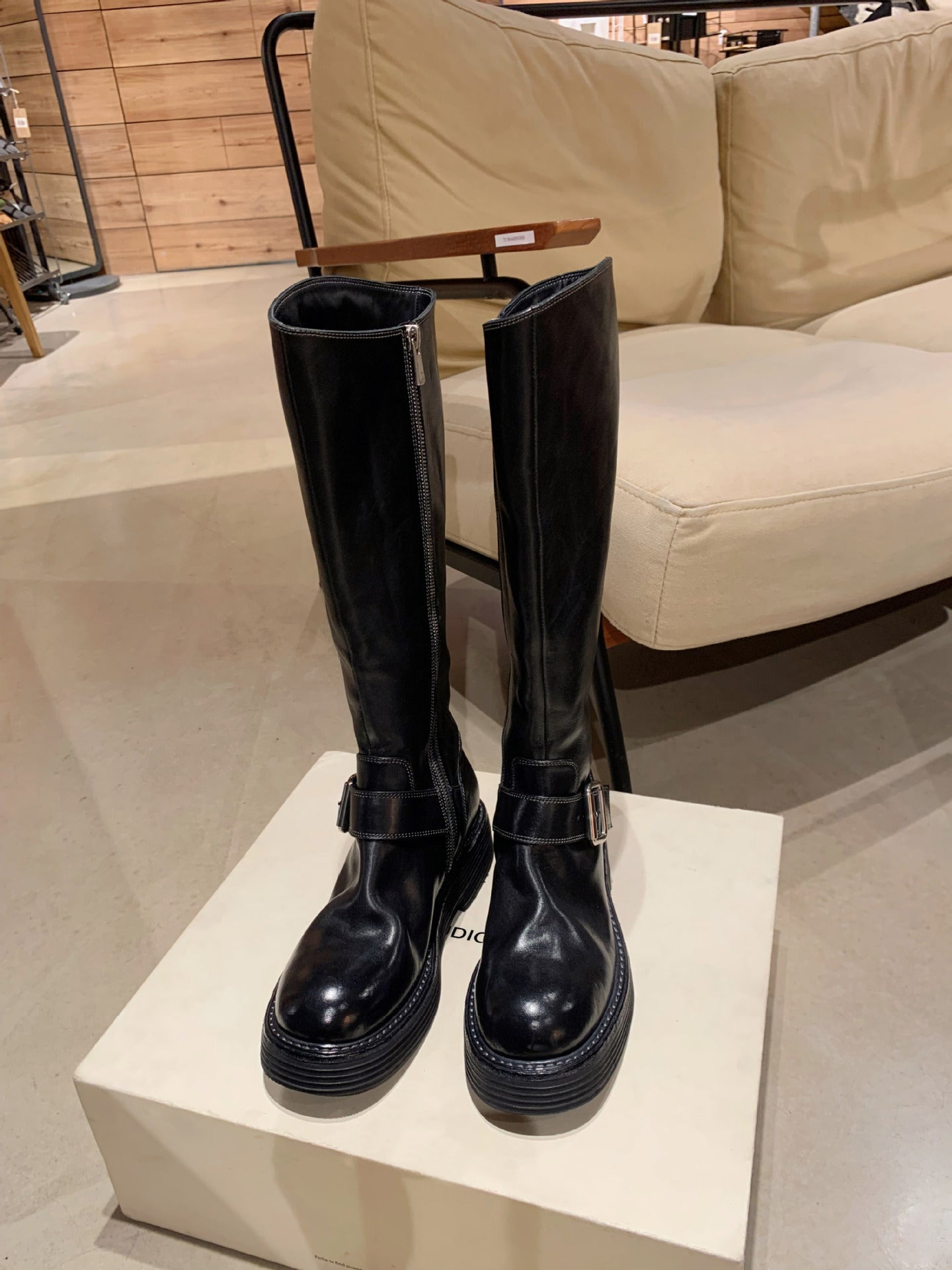 Women's Washed Horse Round Head Chunky Motorcycle Boots