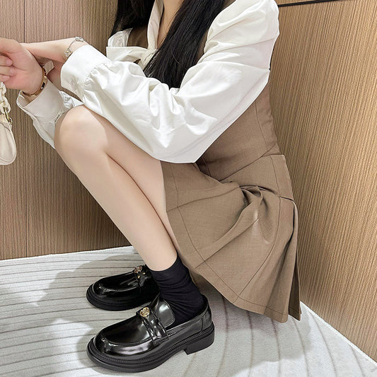 Women's Golden Button Versatile Platform Round Head Leather Shoes