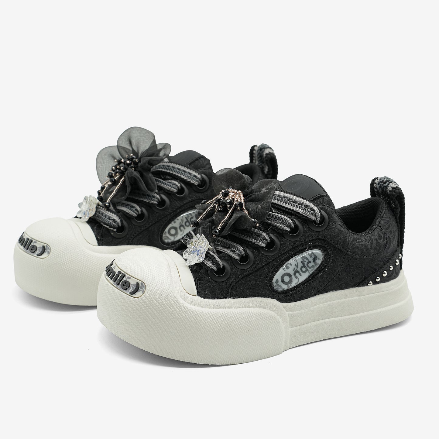 Women's Sole Height Increasing Big Head Board Silk Sneakers