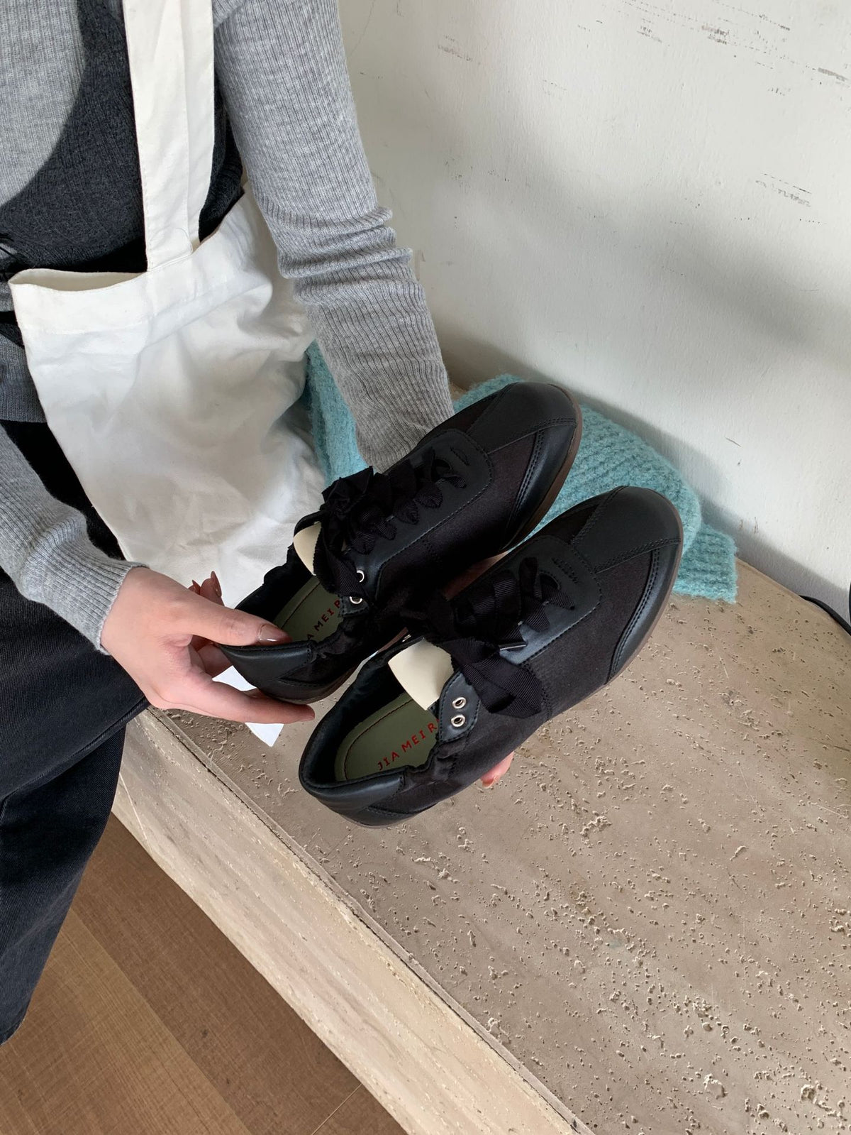 Women's Sweet Round Head Satin Board Bow Women's Sports Shoes