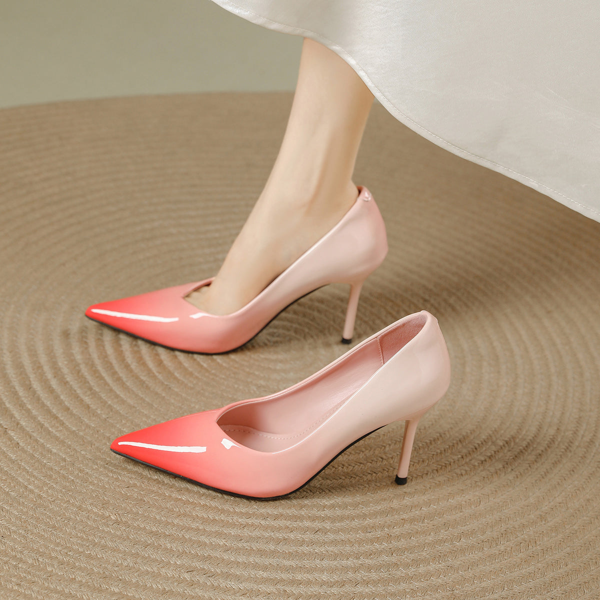 Women's Pointed High Stiletto Temperament Gradient Color Patent Low-cut Women's Fashion Shoes