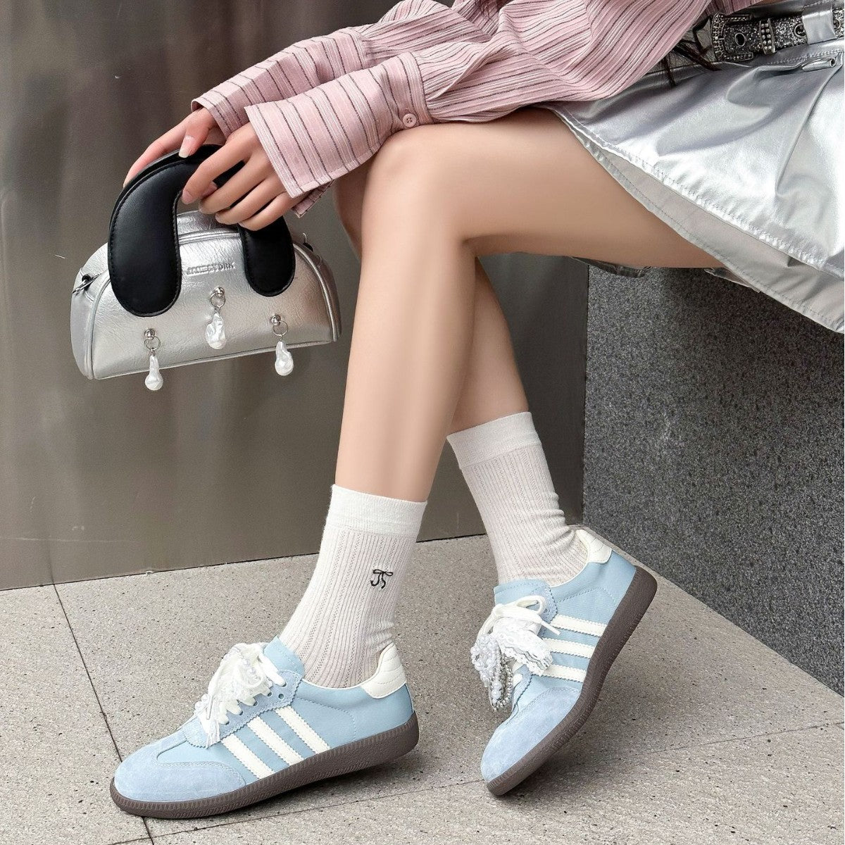 Women's Pearl Bow Fashion Sports Retro German Casual Shoes