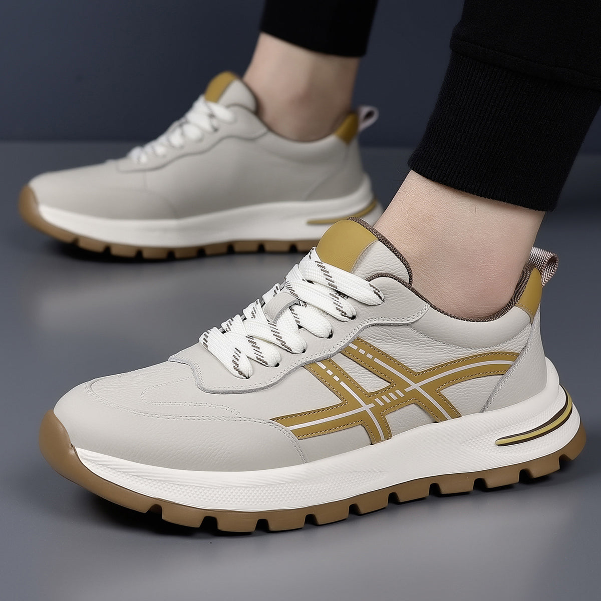 Men's Top Layer Cowhide Lightweight Foam Running Fashionable Men's Casual Shoes