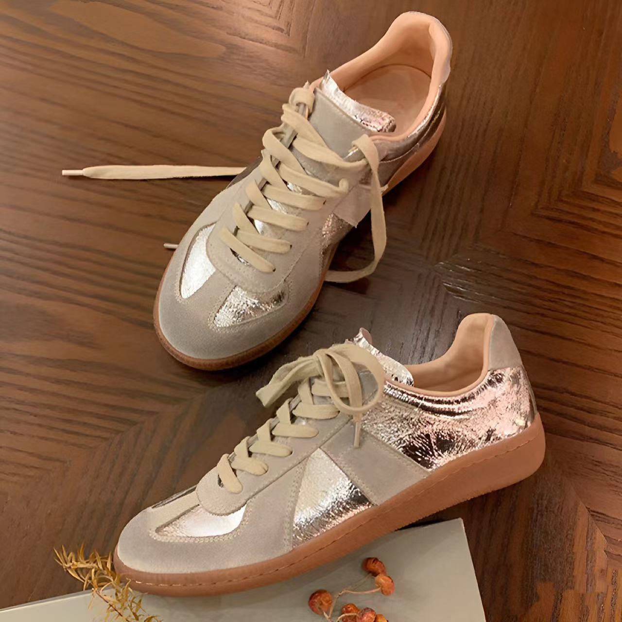 Women's Genuine Sier German Training Board Retro Canvas Shoes