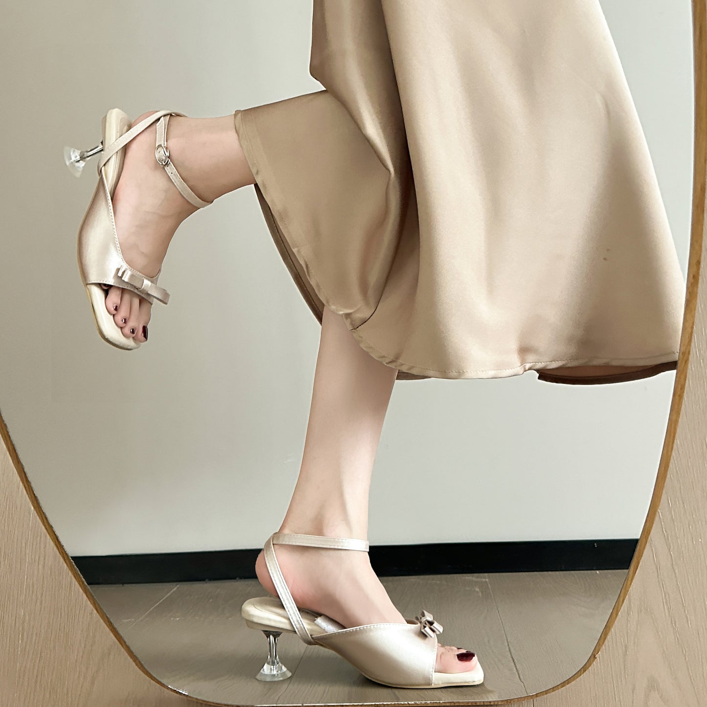 Women's Fattened Plus Size Summer Fashion Graceful Bow Heels