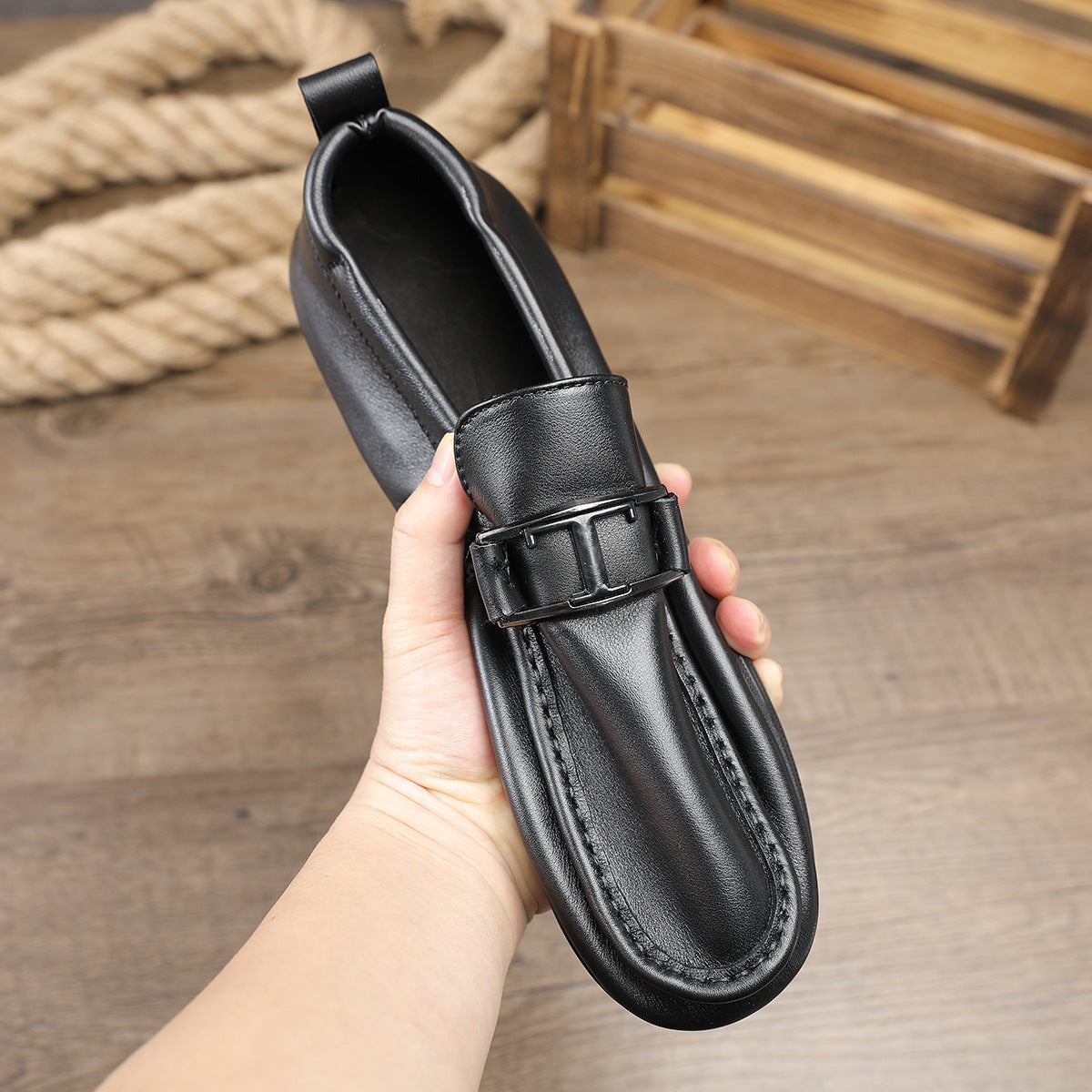 Men's Summer Fashionable Simple Flat Layer Cowhide Soft Loafers