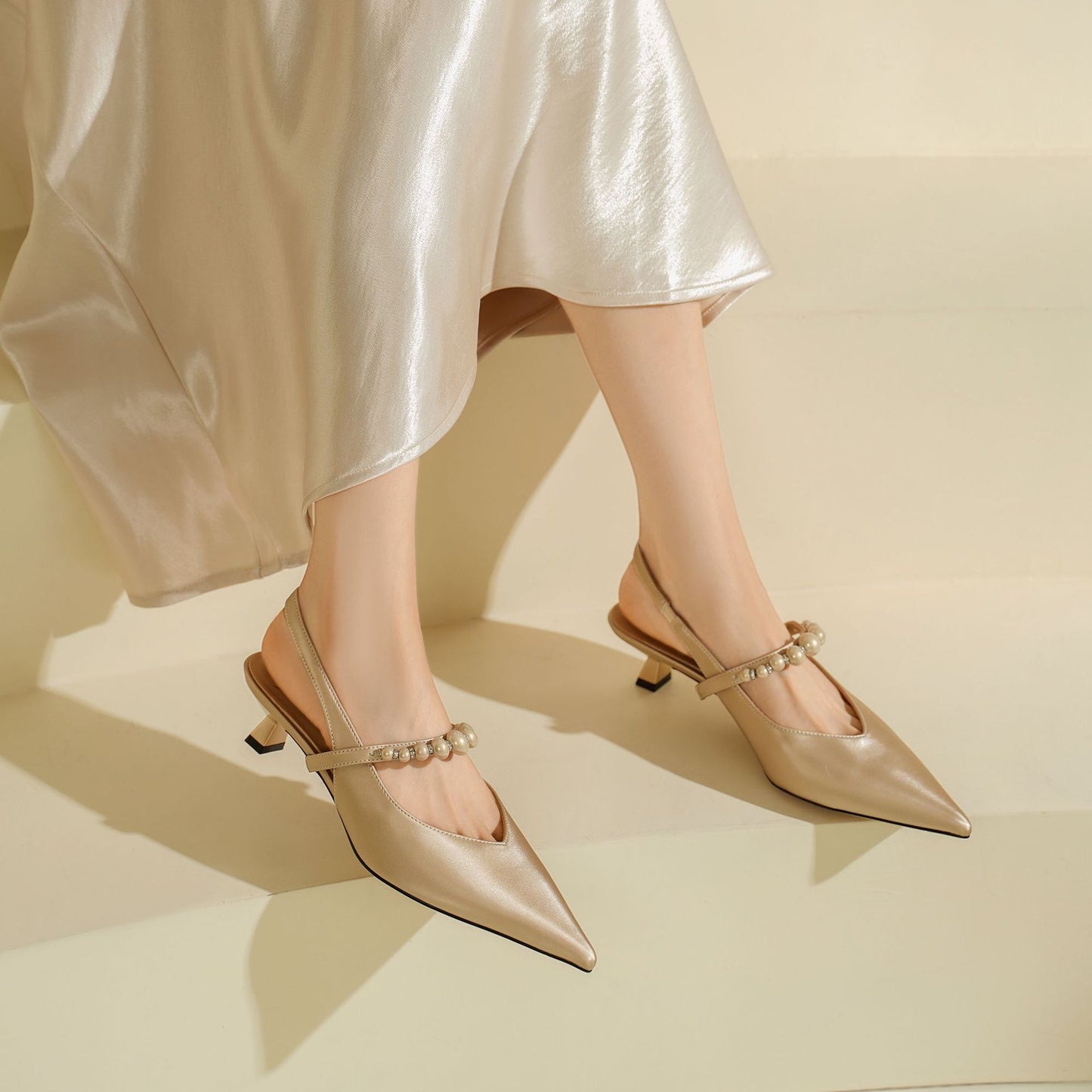 Women's Summer Pointed Stiletto Pearl Grace Heels