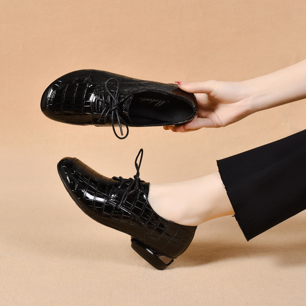 Women's Spring Patent Chunky Deep Mouth British Style Mid Authentic Women's Fashion Shoes