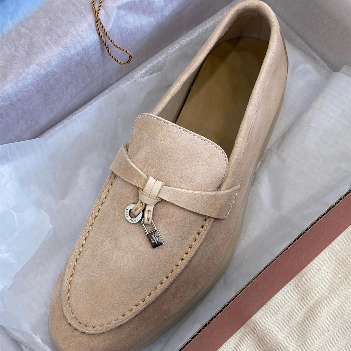 Women's Original Order Cowhide Soft Bottom British Loafers