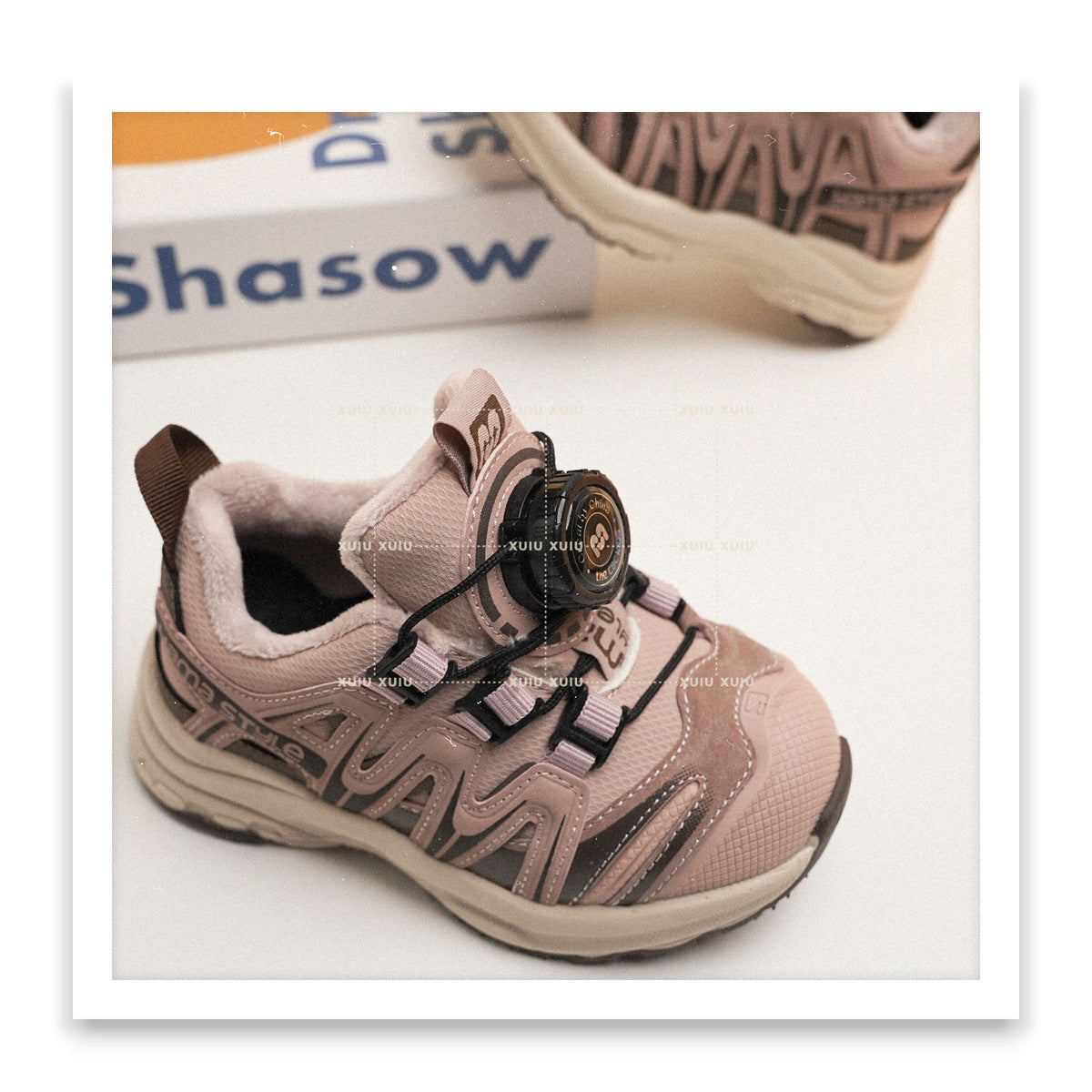 Children's Sports Retro Waterproof Rotating Buckle For Kid's Sneakers