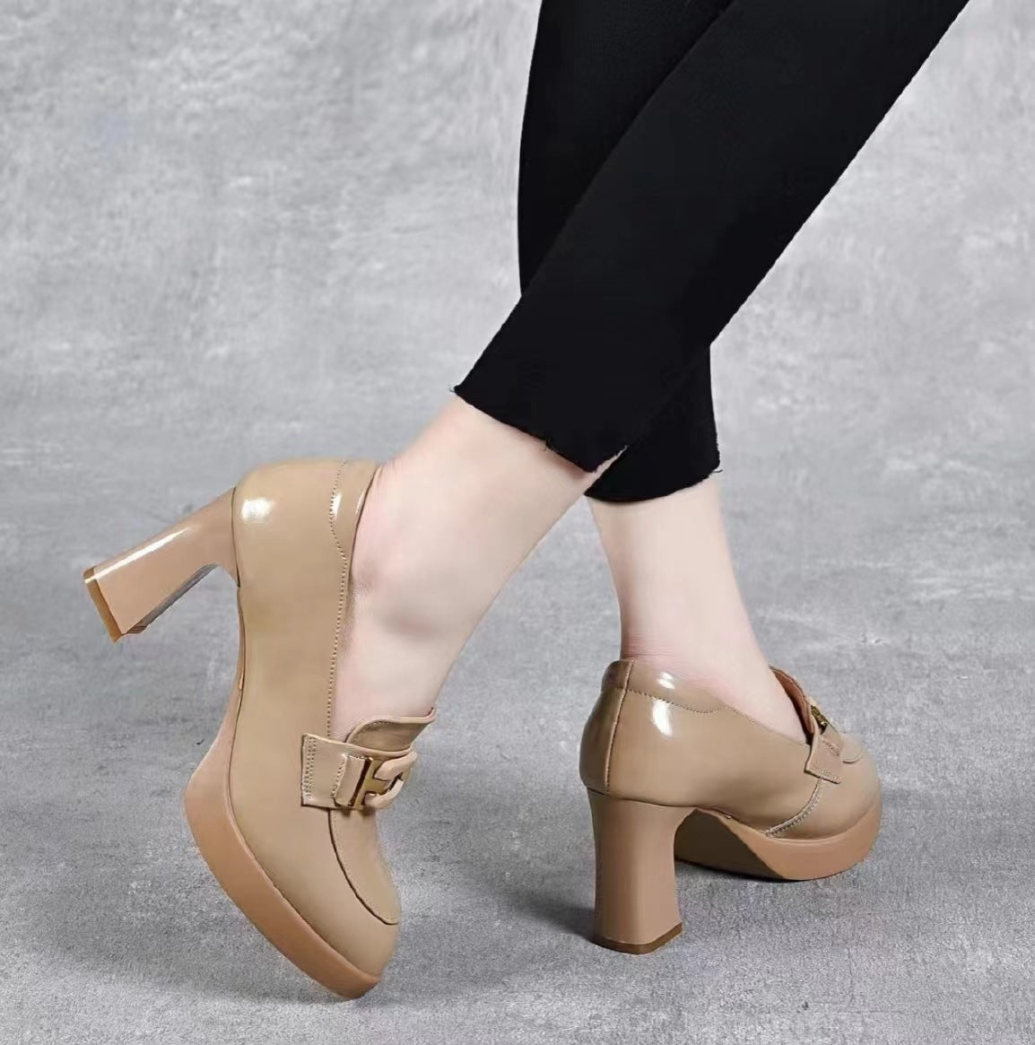 Women's Layer Cowhide British Stylish Pointed Toe Chunky Women's Fashion Shoes